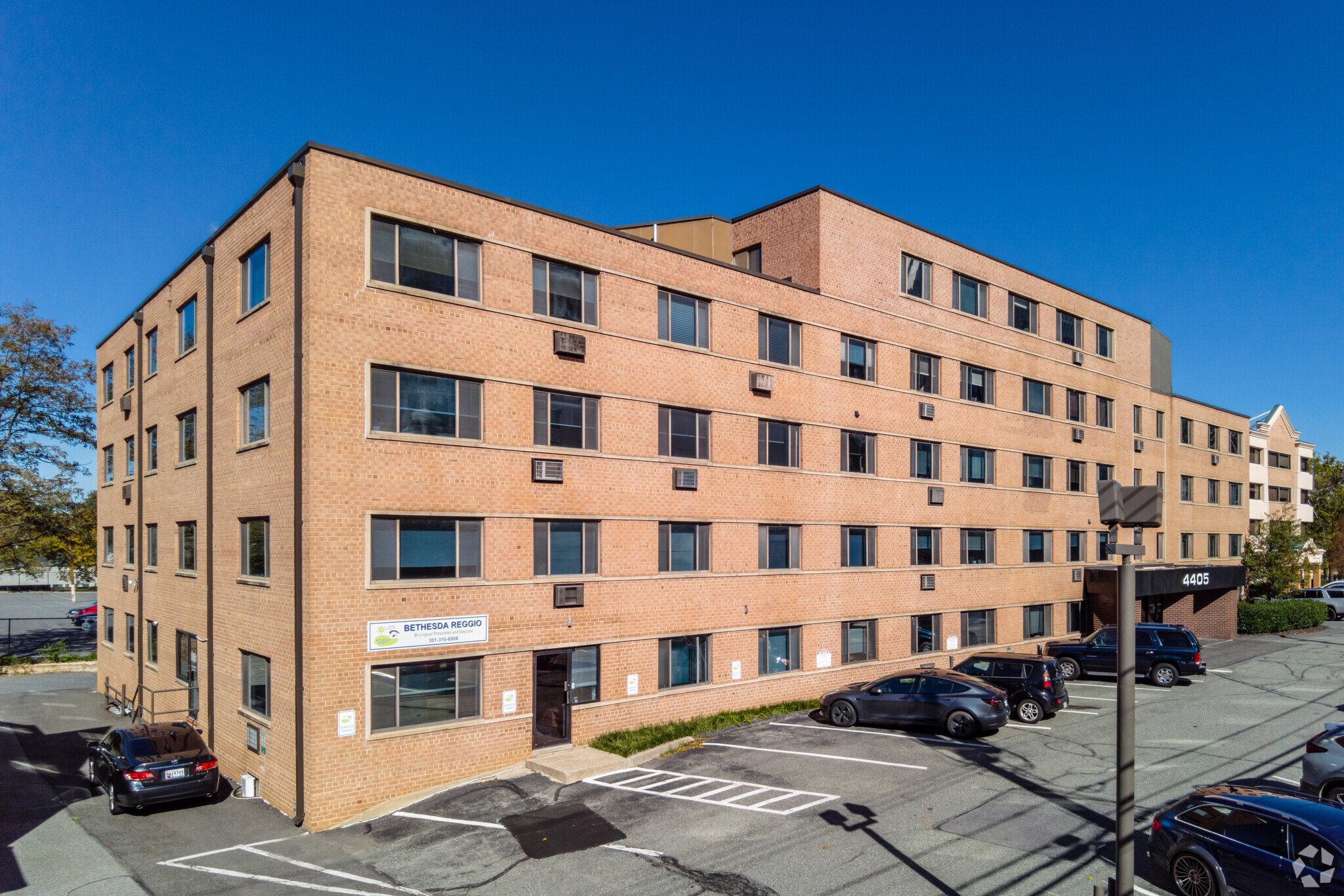 4405 East West Hwy